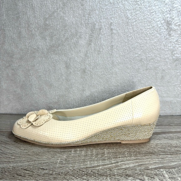 SESTO MEUCCI Italy Flower Wedge Espadrille‎ Shoes Sz 11 Narrow Beige Leather - Picture 1 of 6